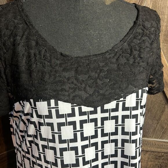 Poliana Plus Dress NWOT - Picture 2 of 7